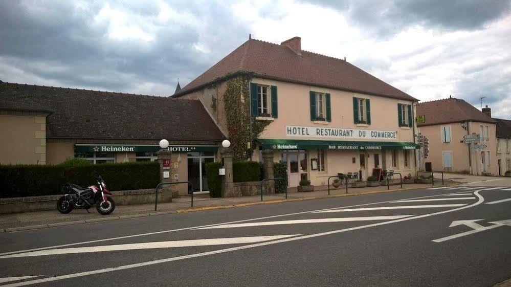 Hotel Du Commerce Tronget Esterno foto